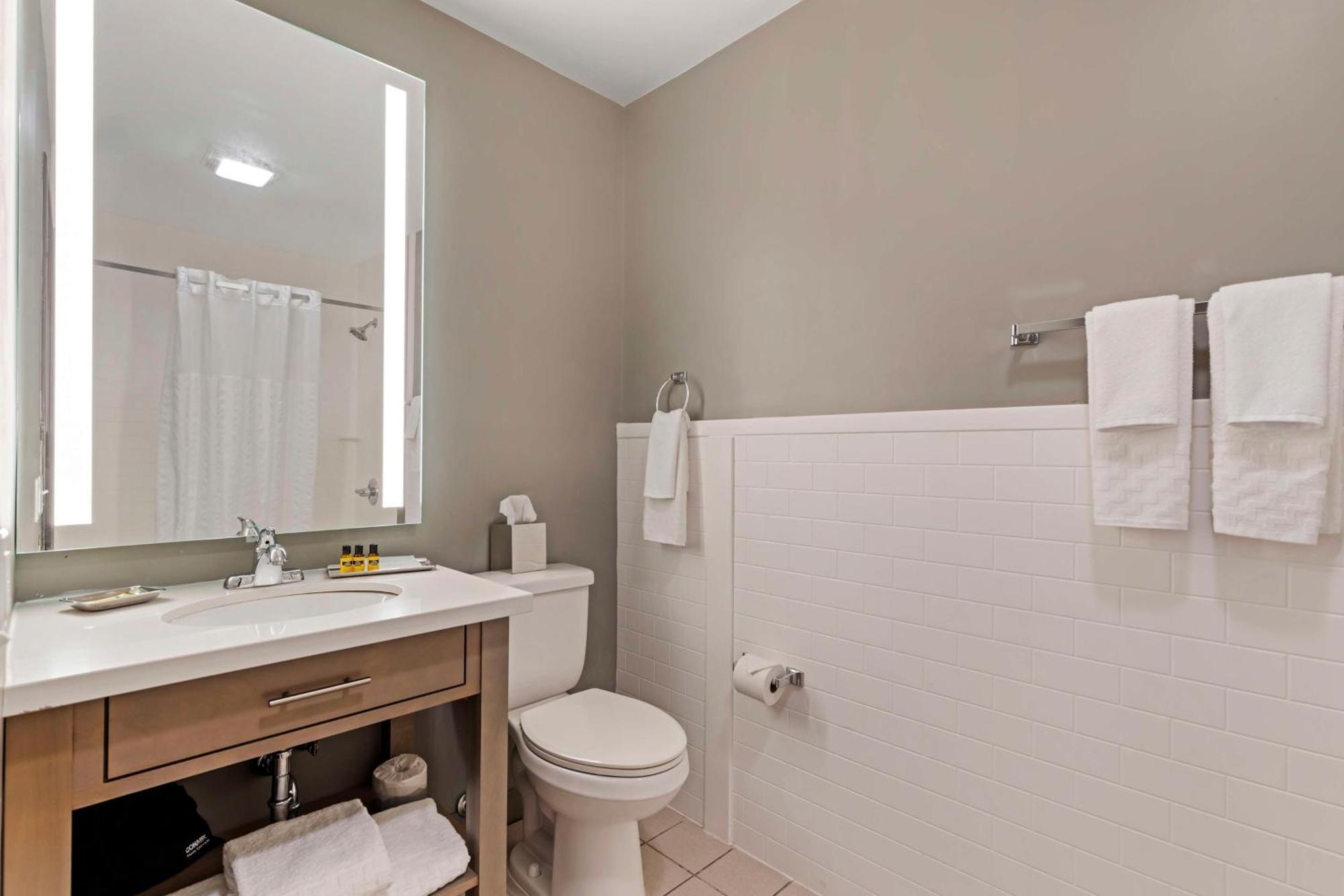 Best Western Plus Executive Residency Waterloo & Cedar Falls Exteriér fotografie